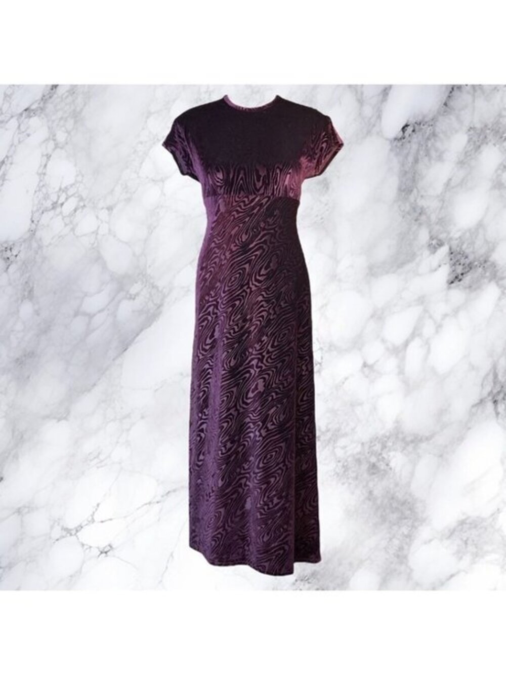 VTG Petite Sophisticate Warped Print Velvet Midi